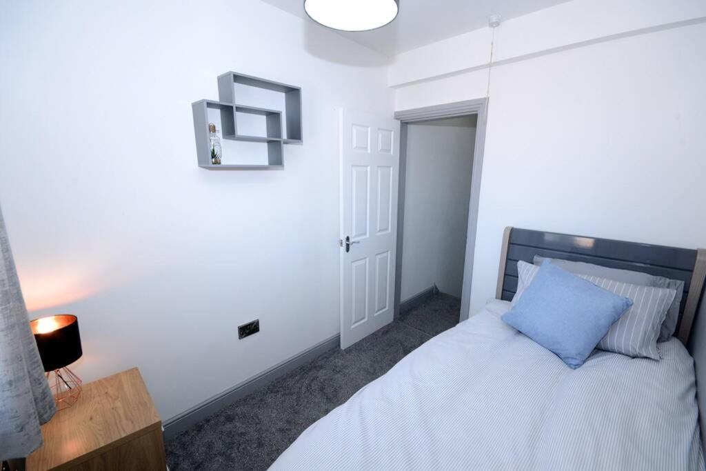 Villa Renovated House Near Darlington Train Station. Exterior foto